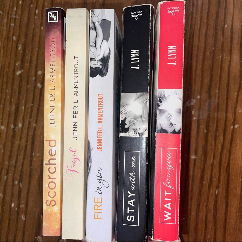 🌶️🌶️Jennifer L. Armentrout Signed Spicy Romance Books